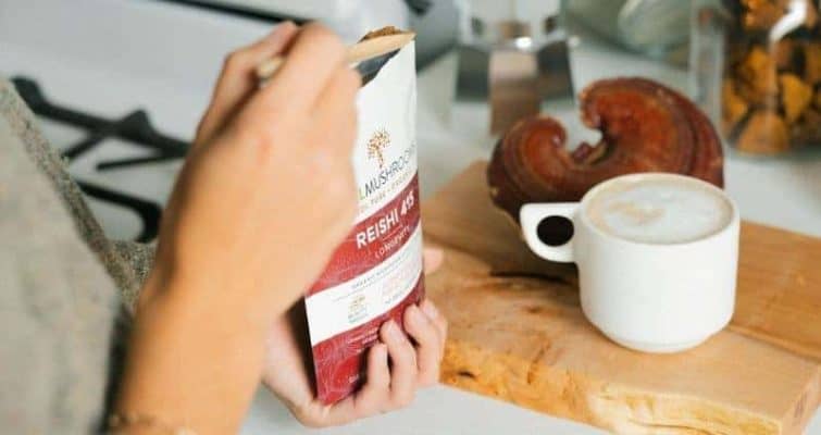 Ganoderma Coffee: 2 Healthy Drinks to Make at Home cover